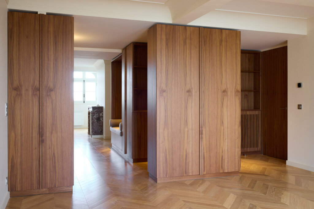 Menuiseries sur-mesure entrée